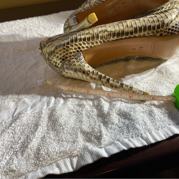 Coach python leather peep-toe heels - Picture 4 of 4